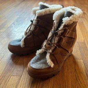 SOREL Joan of Arctic Wedge Booties